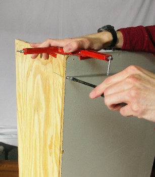 Assembling the art-cart