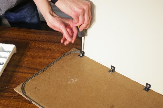 Assembling the art-cart