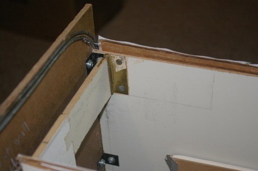 Assembling the art-cart